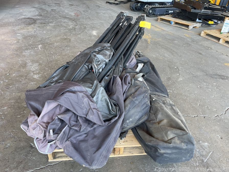 assorted-pop-up-tents-621733