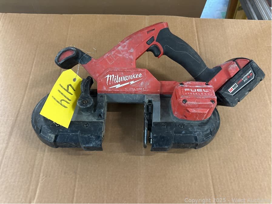 milwaukee-band-saw-623626
