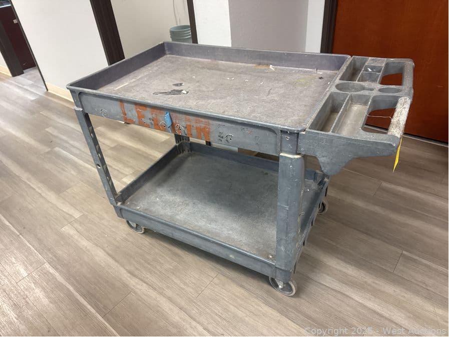 rolling-plastic-cart-623777