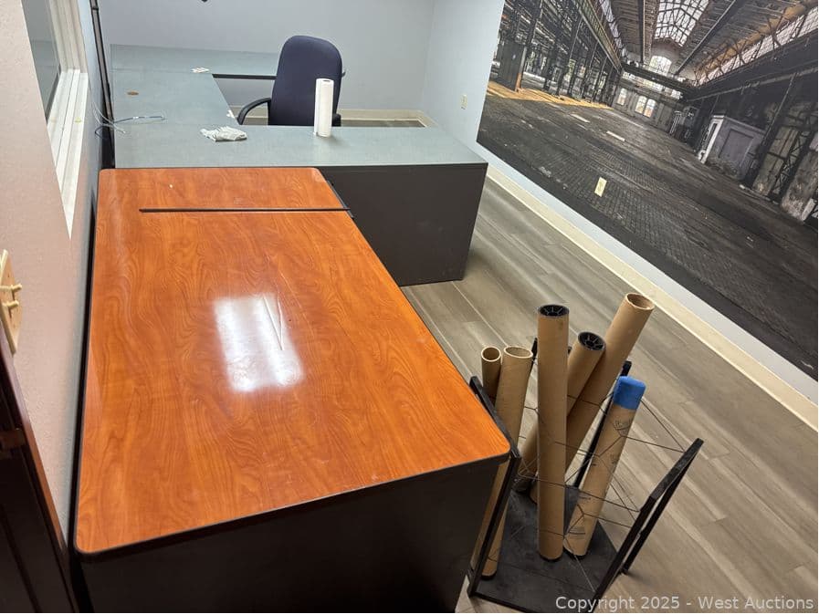 contents-of-office-2-desks-filing-cabinet-plan-storage-623767