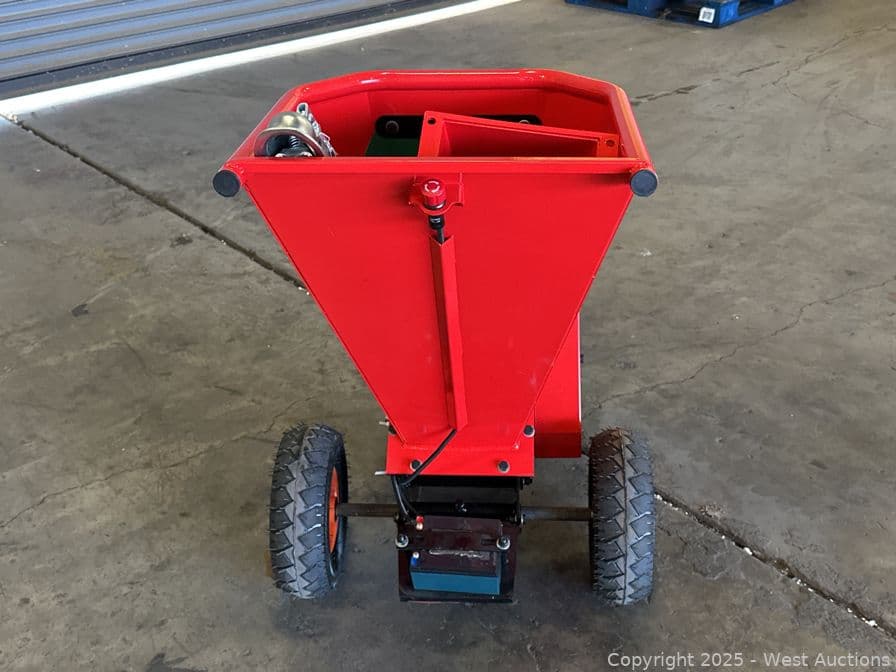 2025-sdlanch-sdlwc-wood-chipper-unused-mm3vbrcw