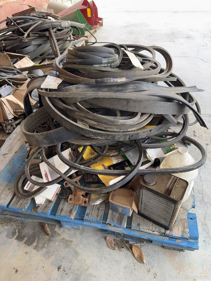 contents-of-pallet-assorted-drive-belts-tractor-parts-and-more-622939