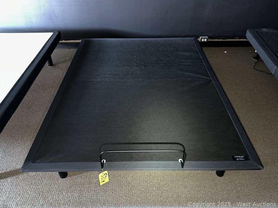 beautyrest-baselogic-adjustable-bed-base-queen-623393