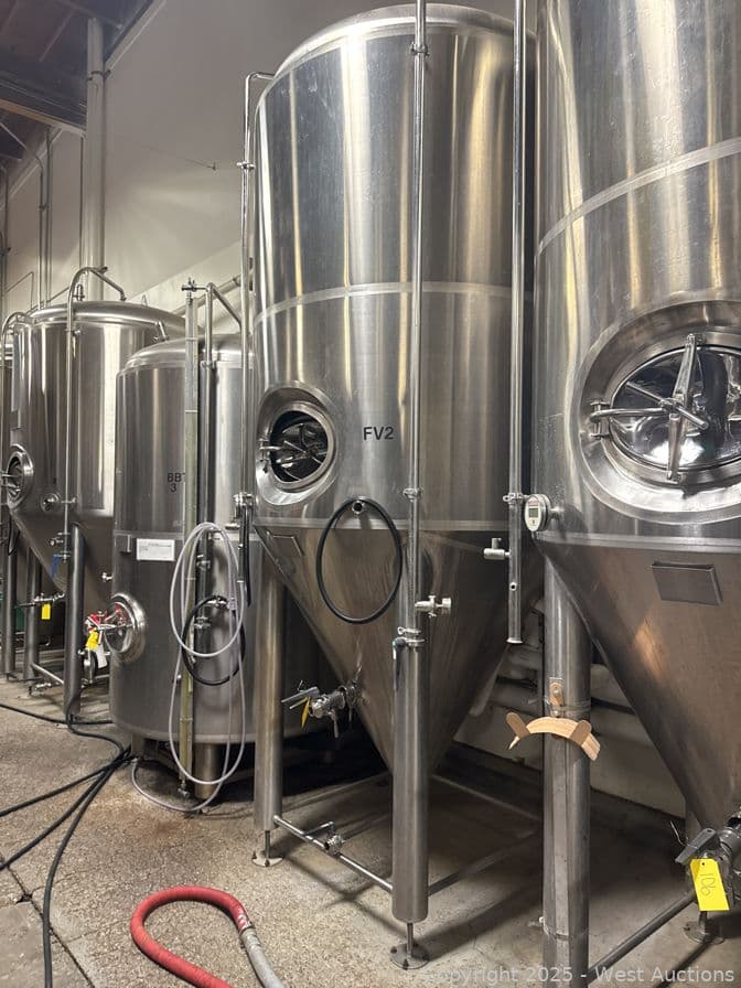 brew-pro-30bbl-beer-fermenter-tank-624204