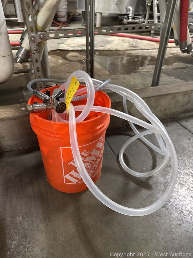 bucket-and-contents-stainless-steel-brewing-hardware-hose-624183