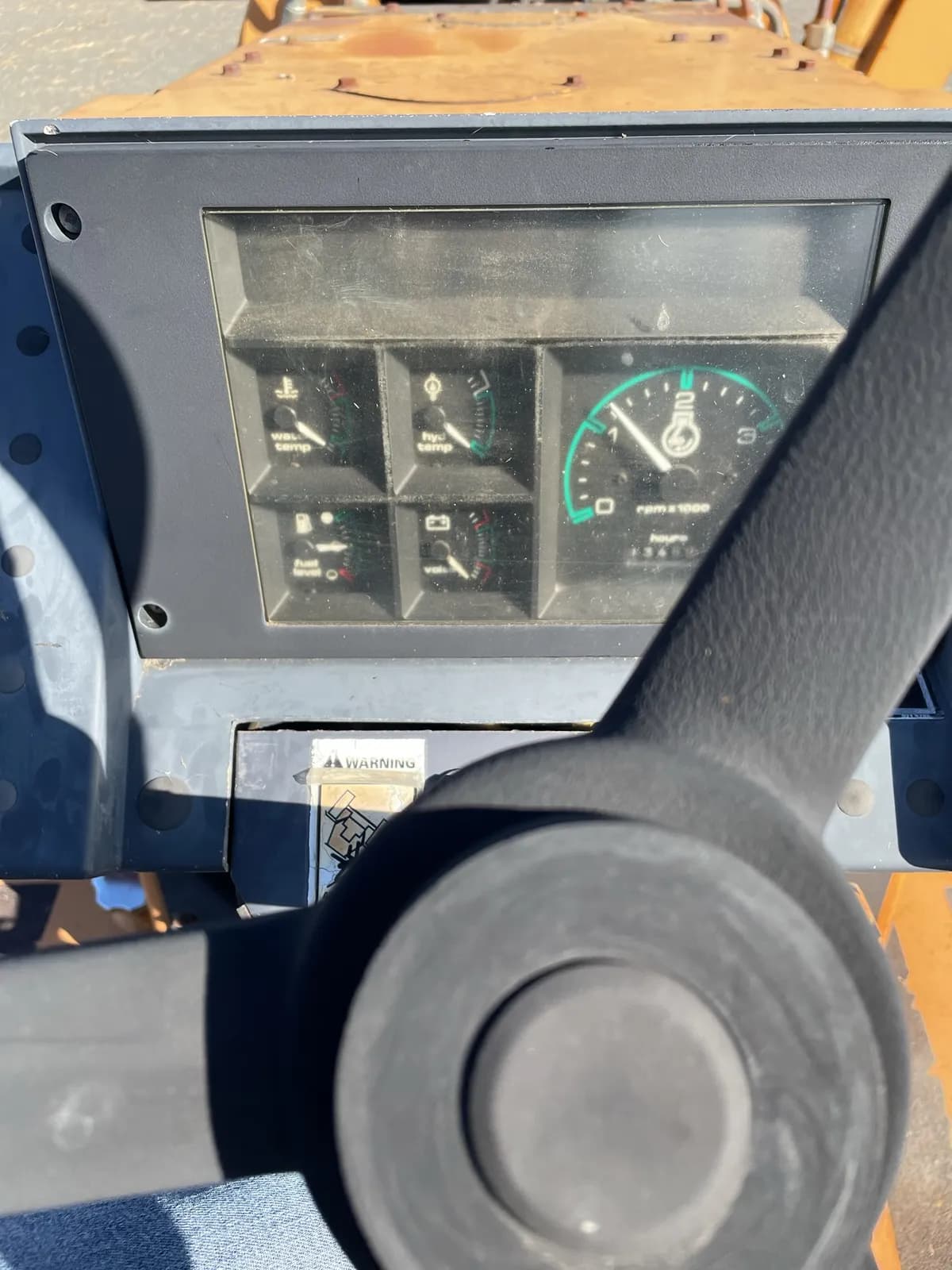 case-560-trencher-backhoe-4d7400