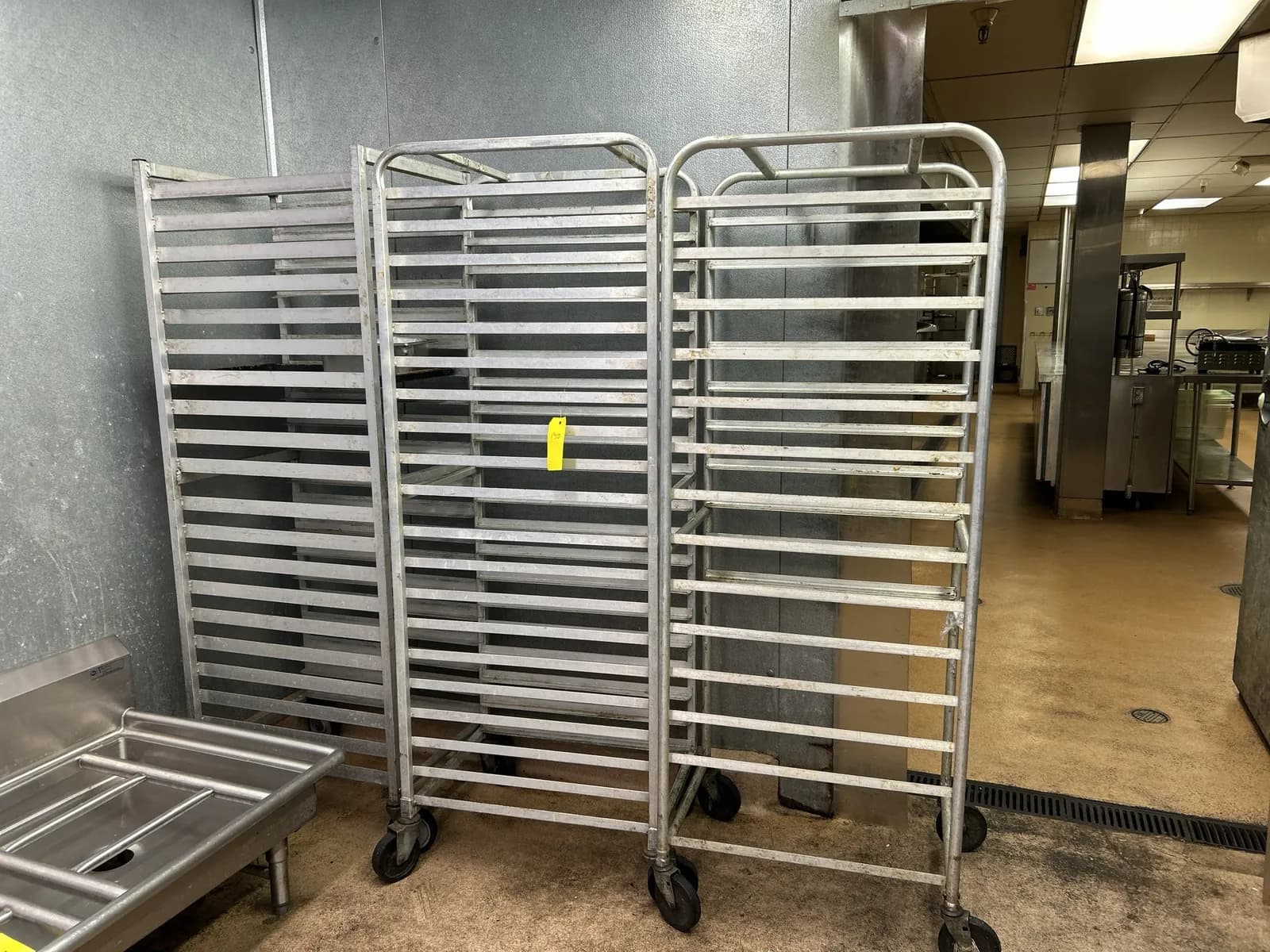 3-stainless-kitchen-racks-14-slots-for-pans-32838e