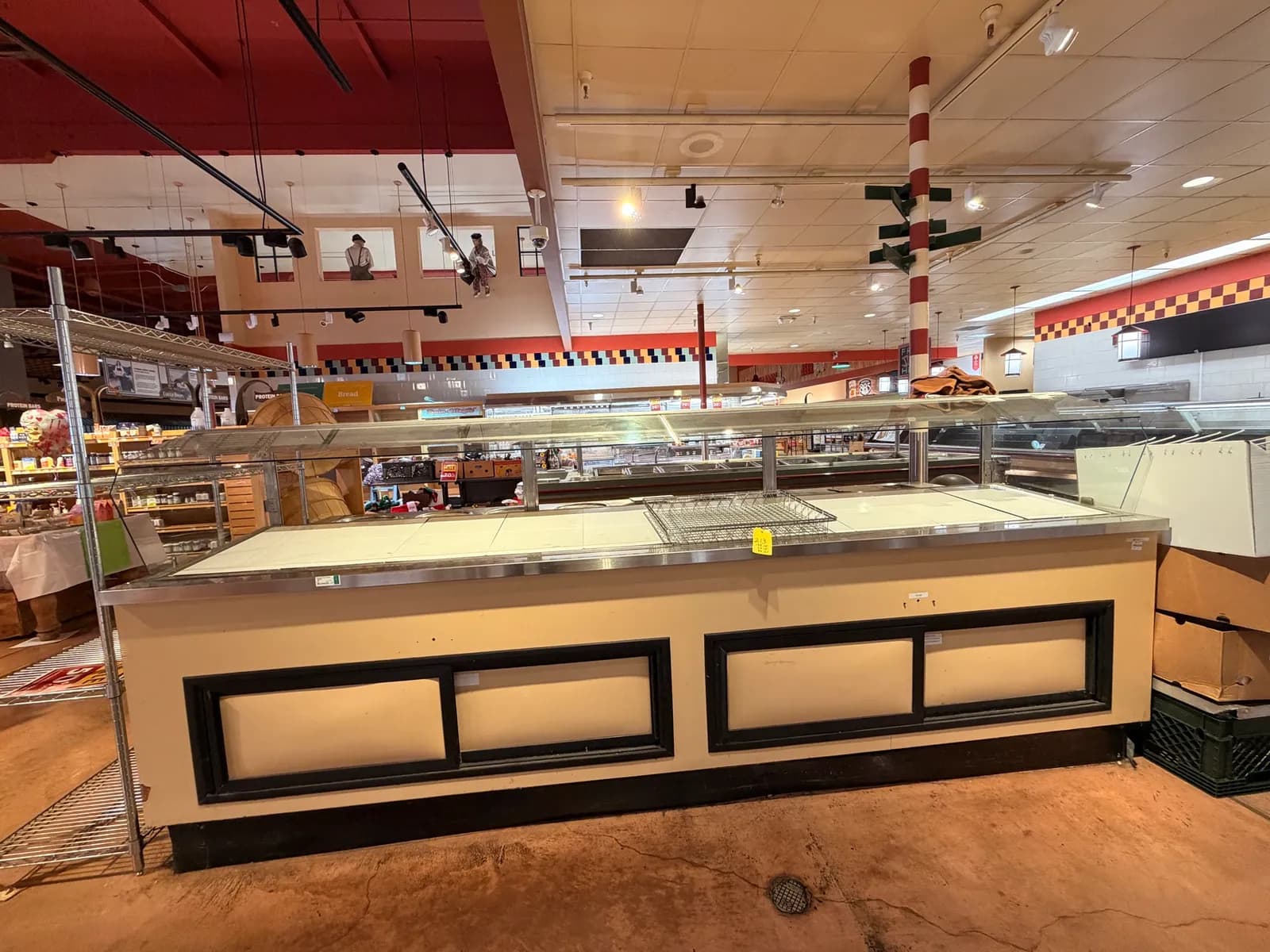 hot-foods-counter-e59852