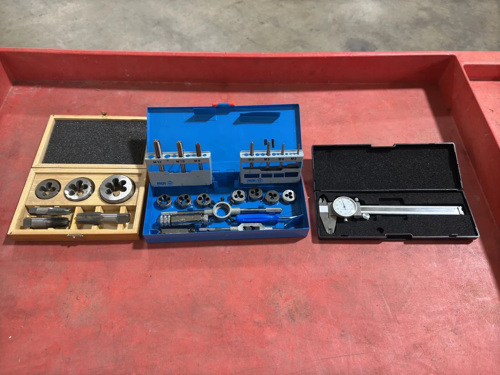 2-tap-and-die-sets-and-1-dial-caliper-d68f77