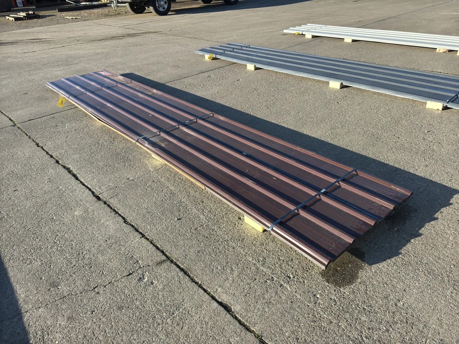 30-brown-metal-roof-panels-16x3x04mm-unused-mm2lqyye