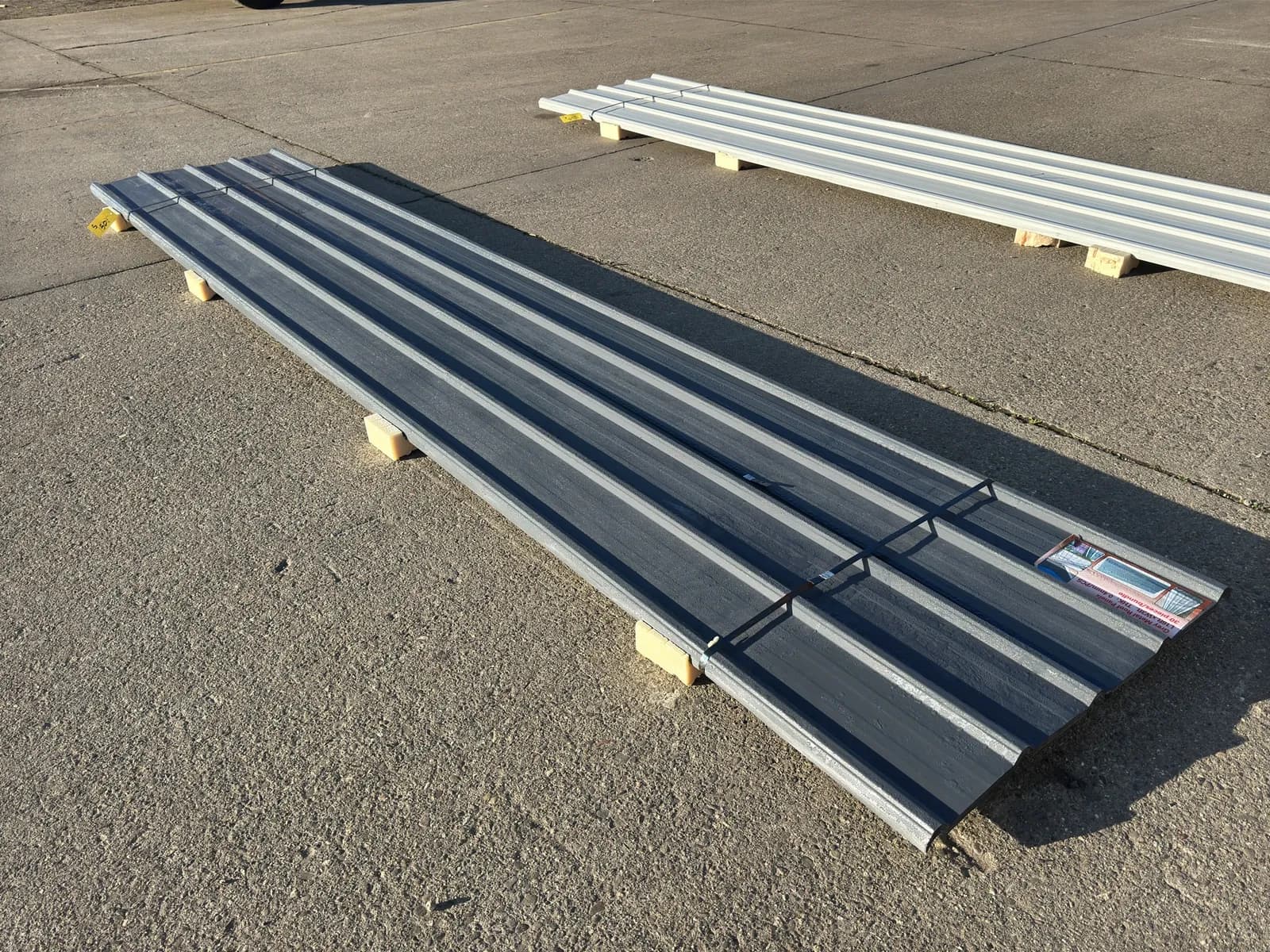 30-gray-metal-roof-panels-16x3x04mm-unused-mm2lqzdt