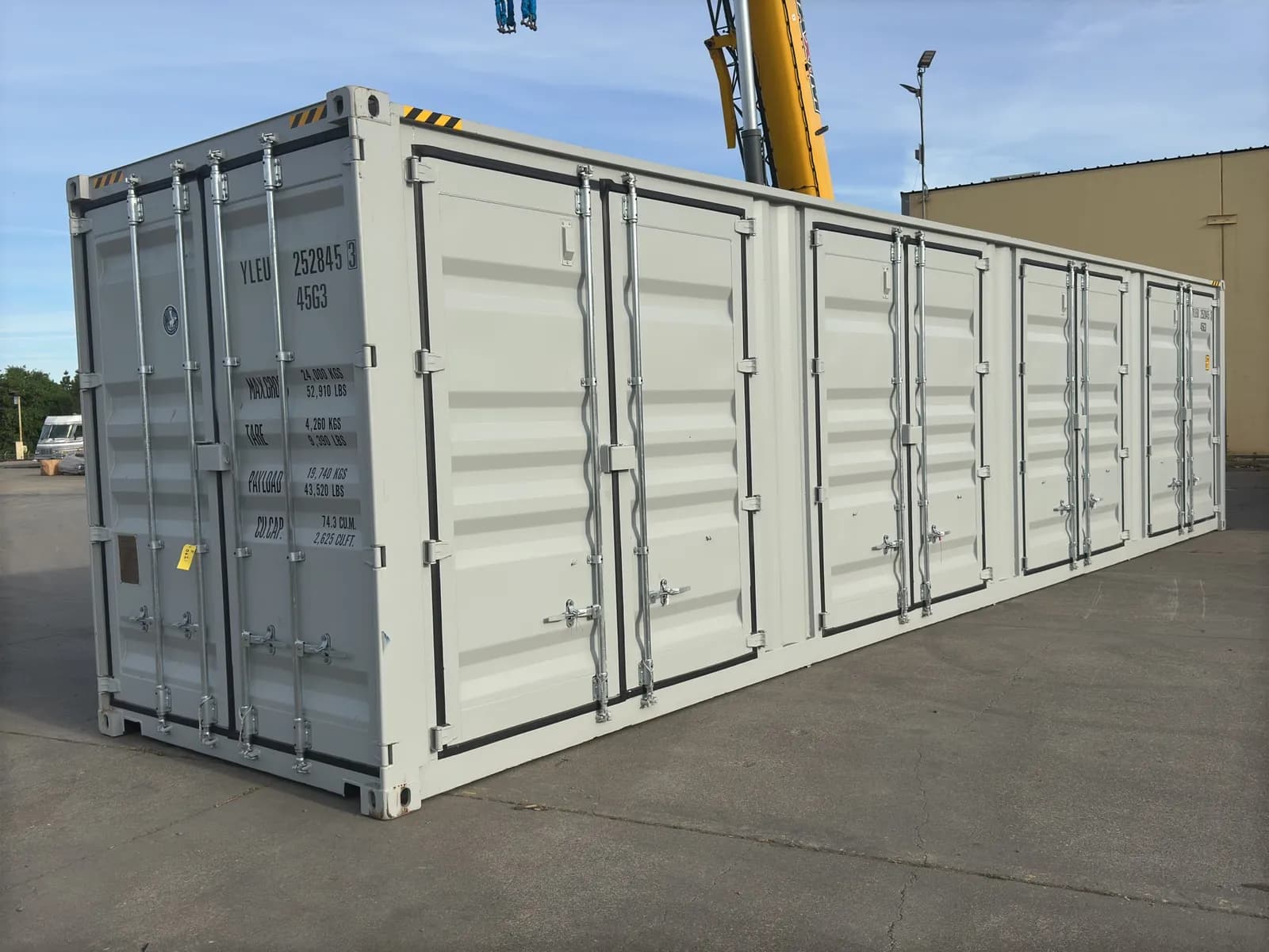 2025-40-high-cube-4-side-door-one-trip-shipping-container-mn9bx9ai