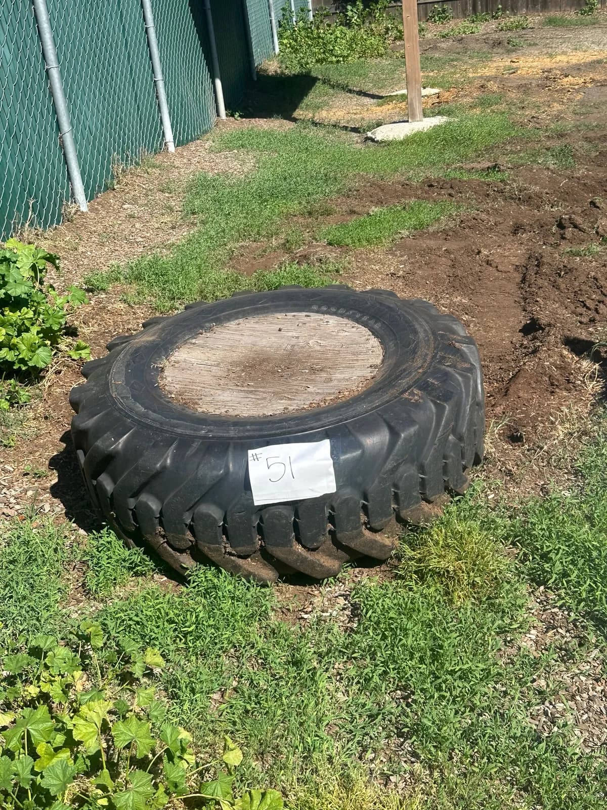 tractor-play-tire-23e41e