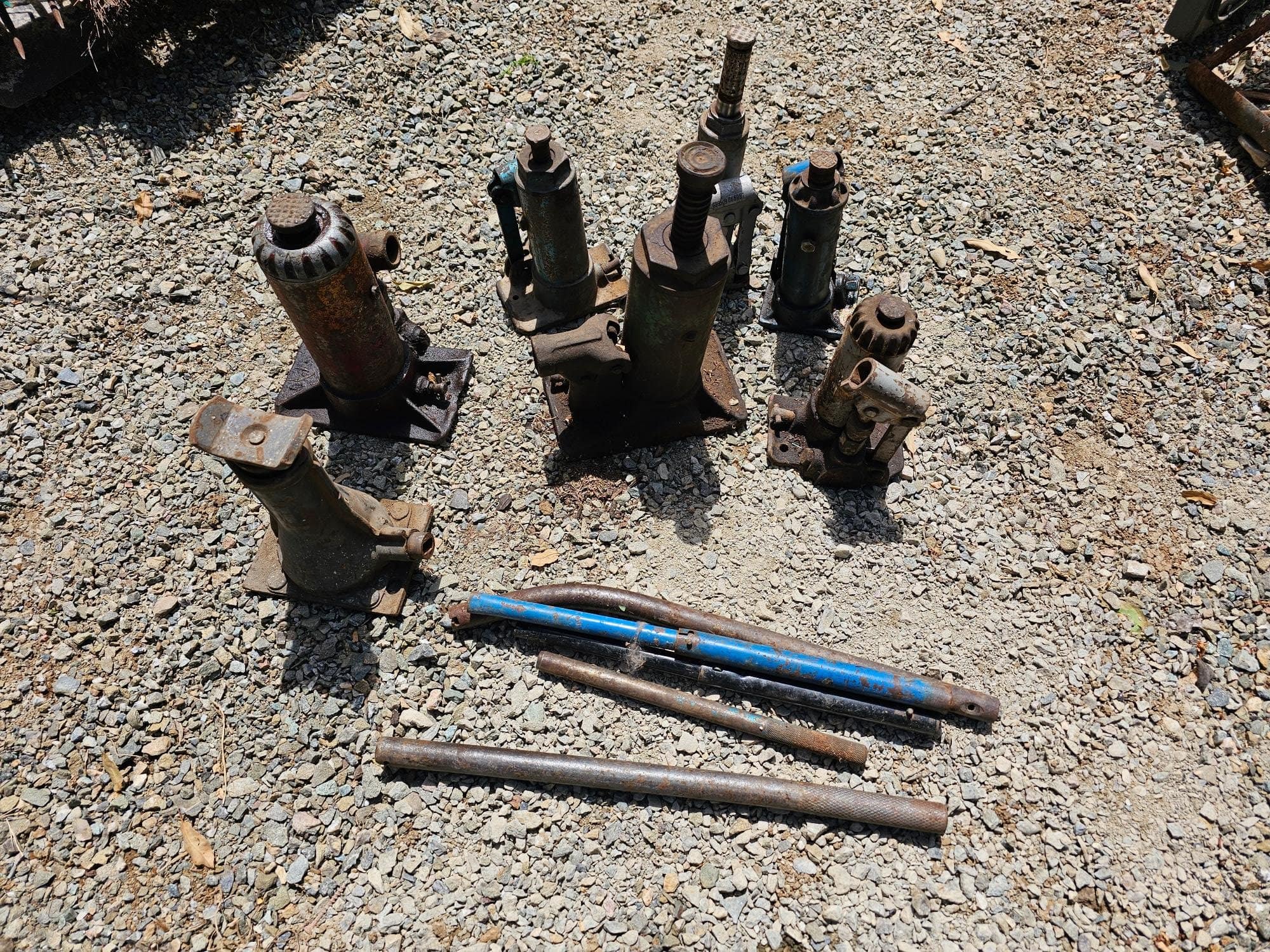 bottle-floor-jacks-d89f57