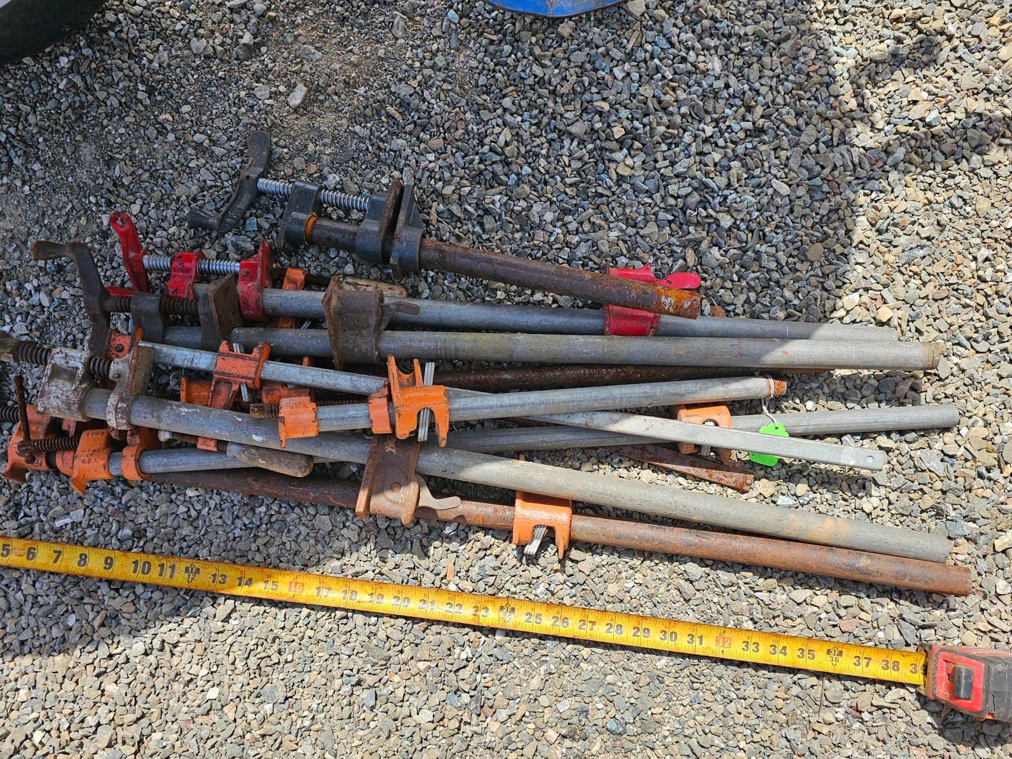 pipe-clamps-mrwl5ljw