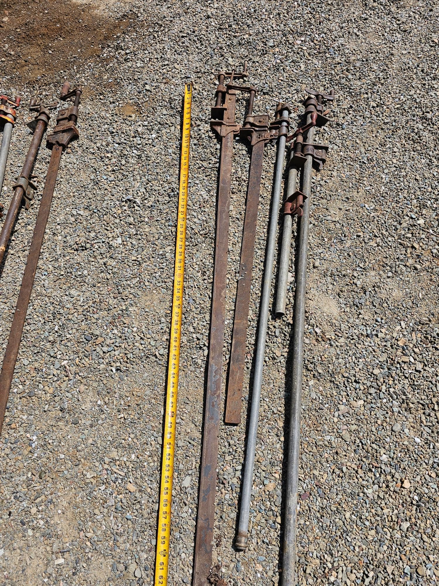 set-of-pipe-clamps-faa86c