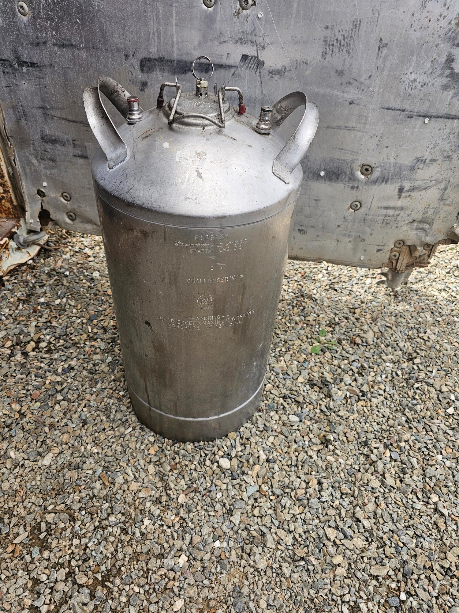 10-gallon-champion-vi-spartanburg-firestone-homebrew-corny-keg-fermentor-mrwll7j1