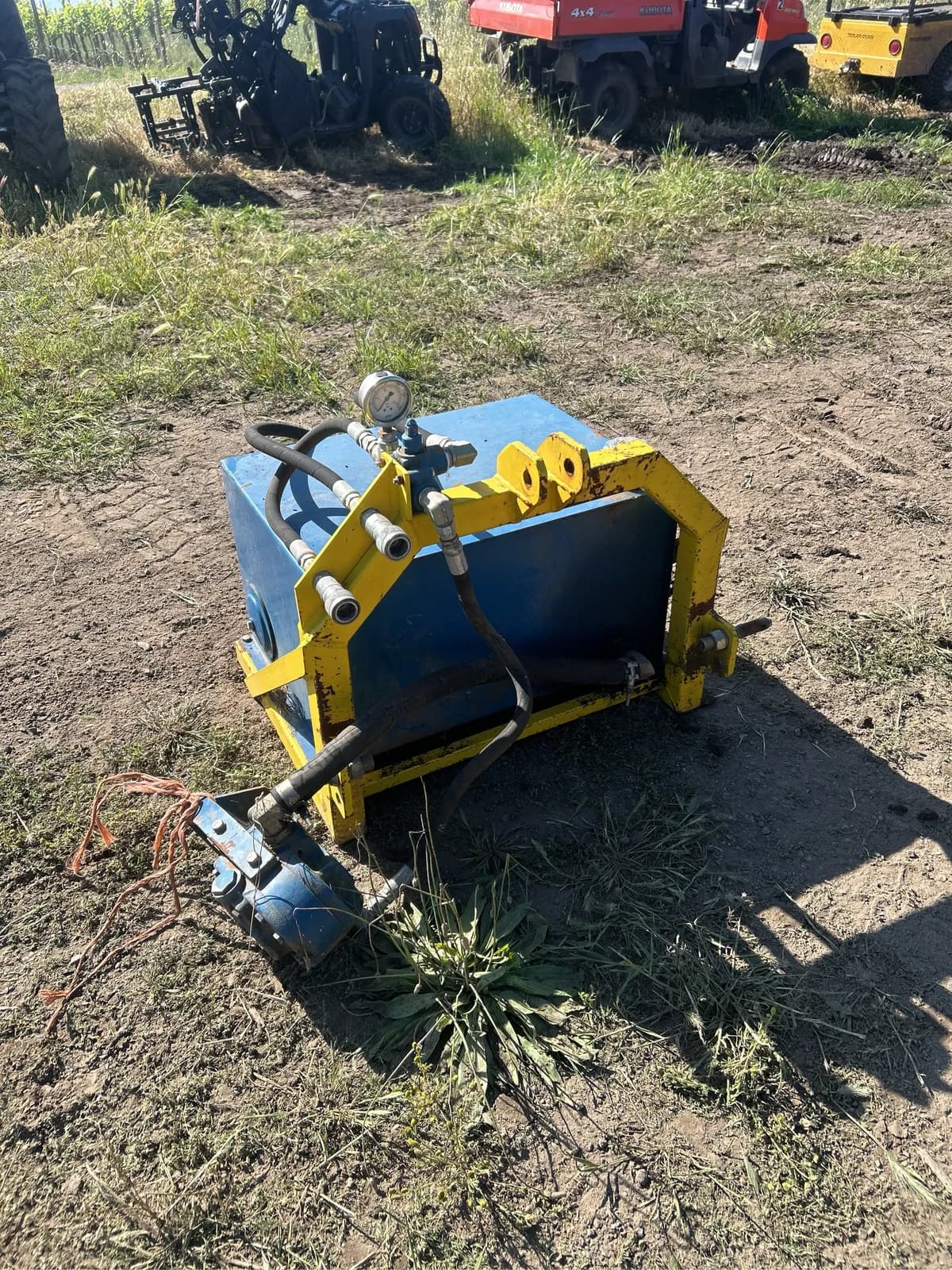 3-point-hydraulic-power-tank-881e3e