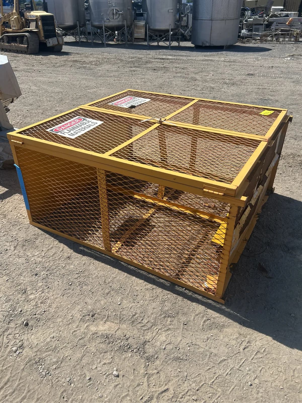 flammable-storage-cage-ceffa4