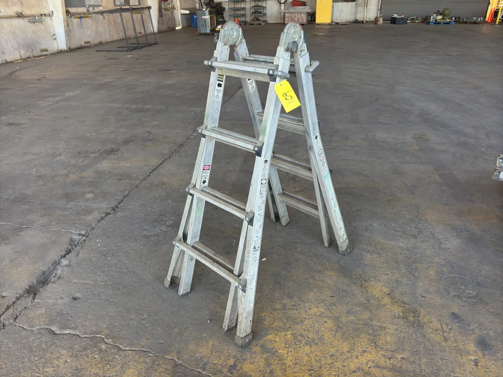 17-extension-ladder-mpppcbdn