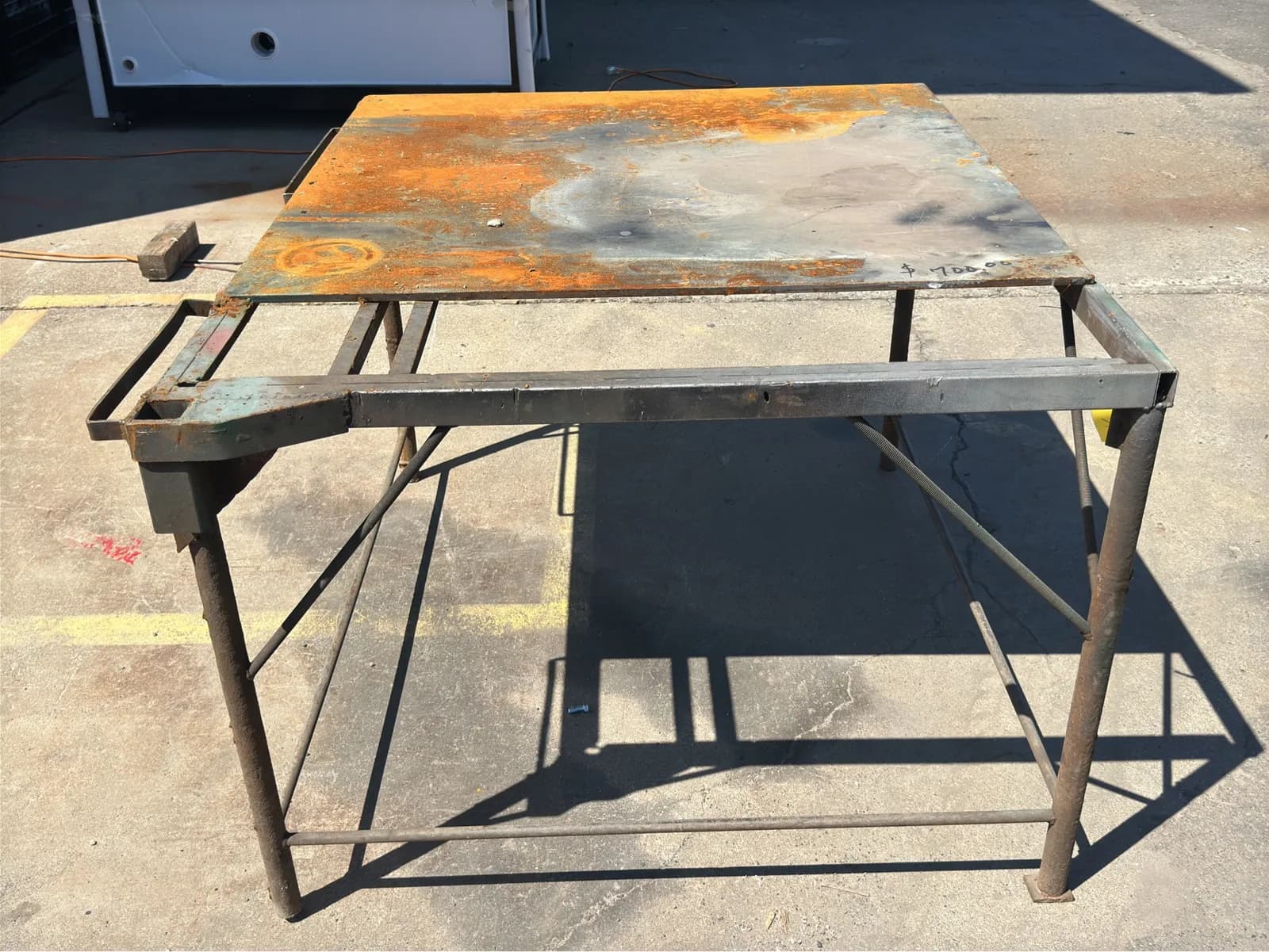 steel-table-mpppcdw4