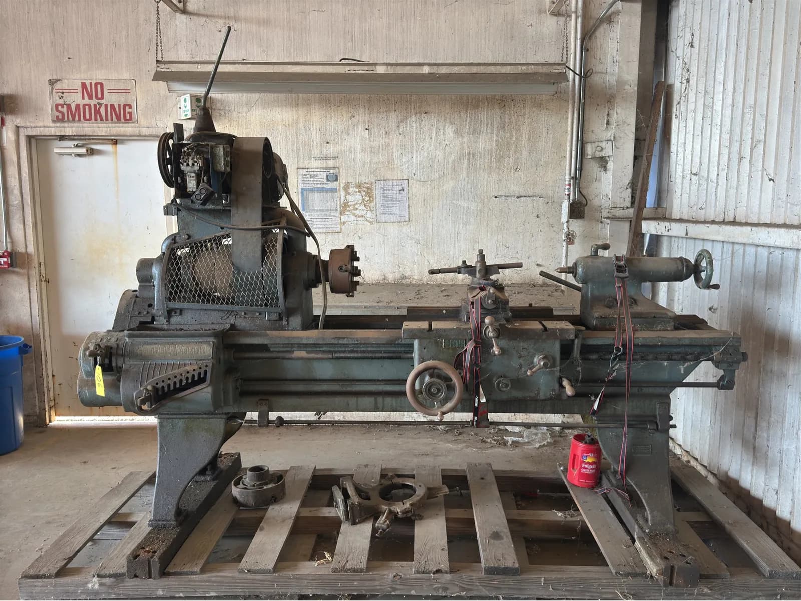 hendey-machine-co-vintage-lathe-machine-mq8wj1bi