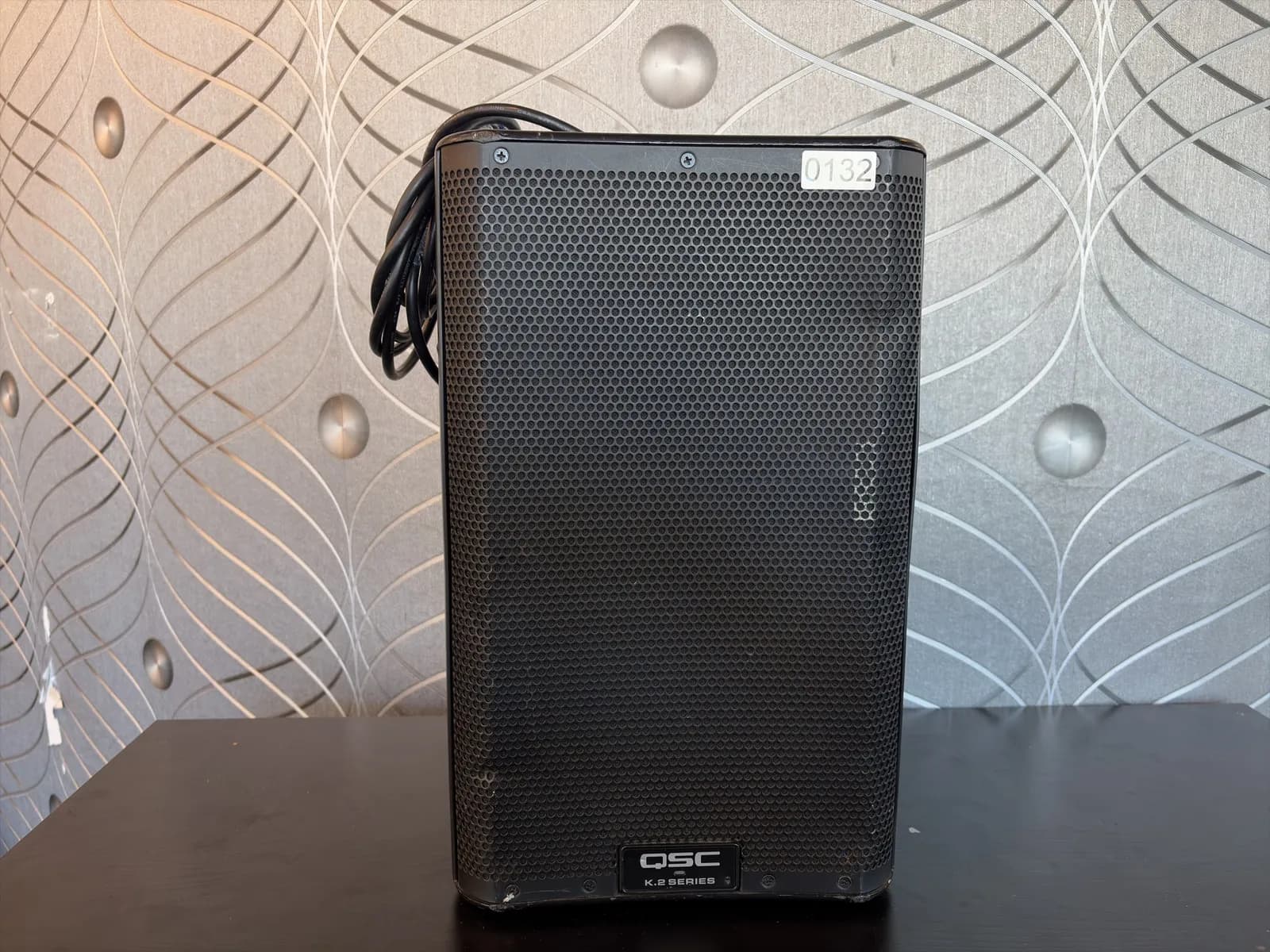 qsc-k2-series-speaker-mpg0zwq1
