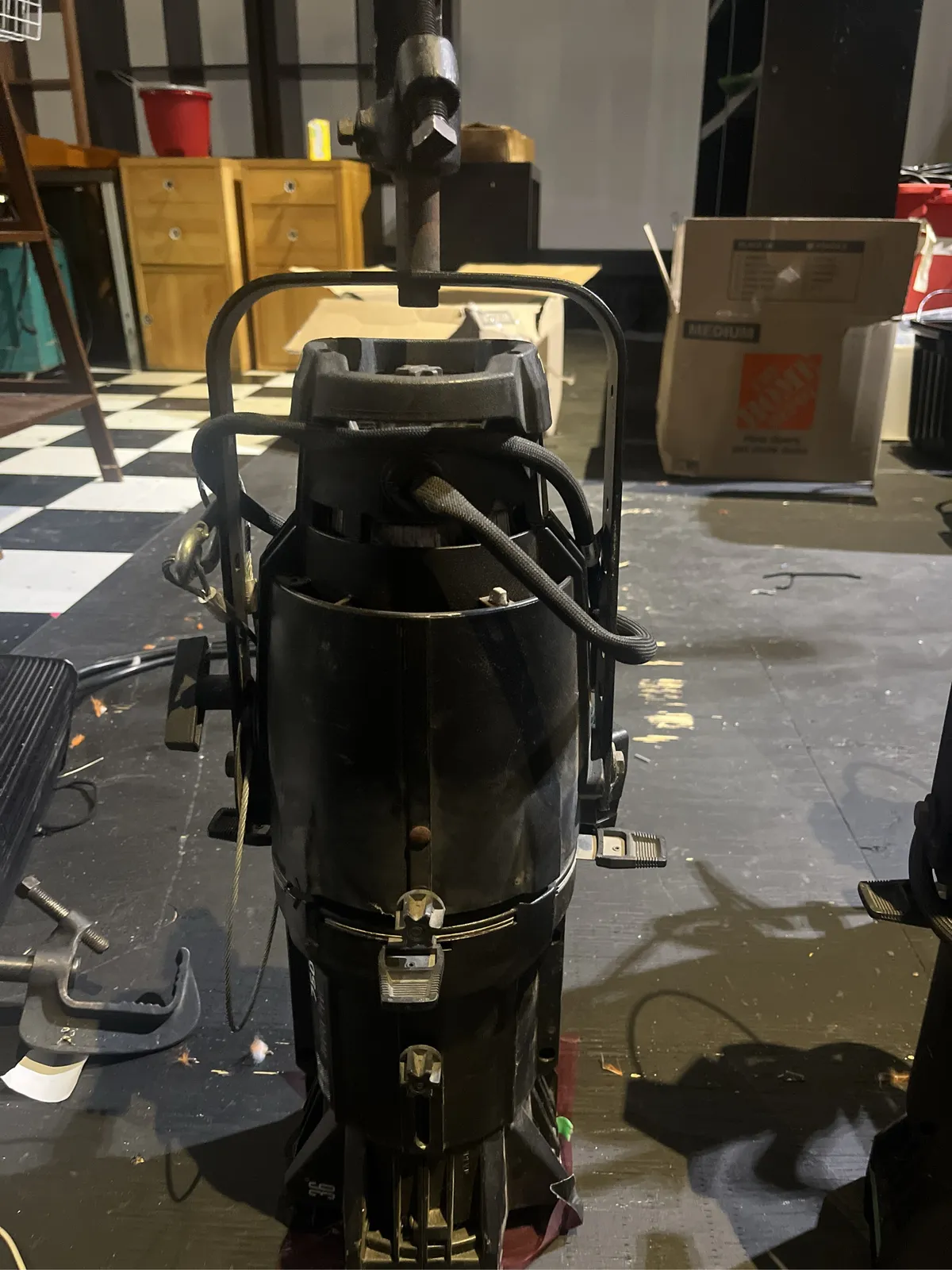 etc-source-four-750-ellipsoidal-0222-1778969078678-mp8w9a52