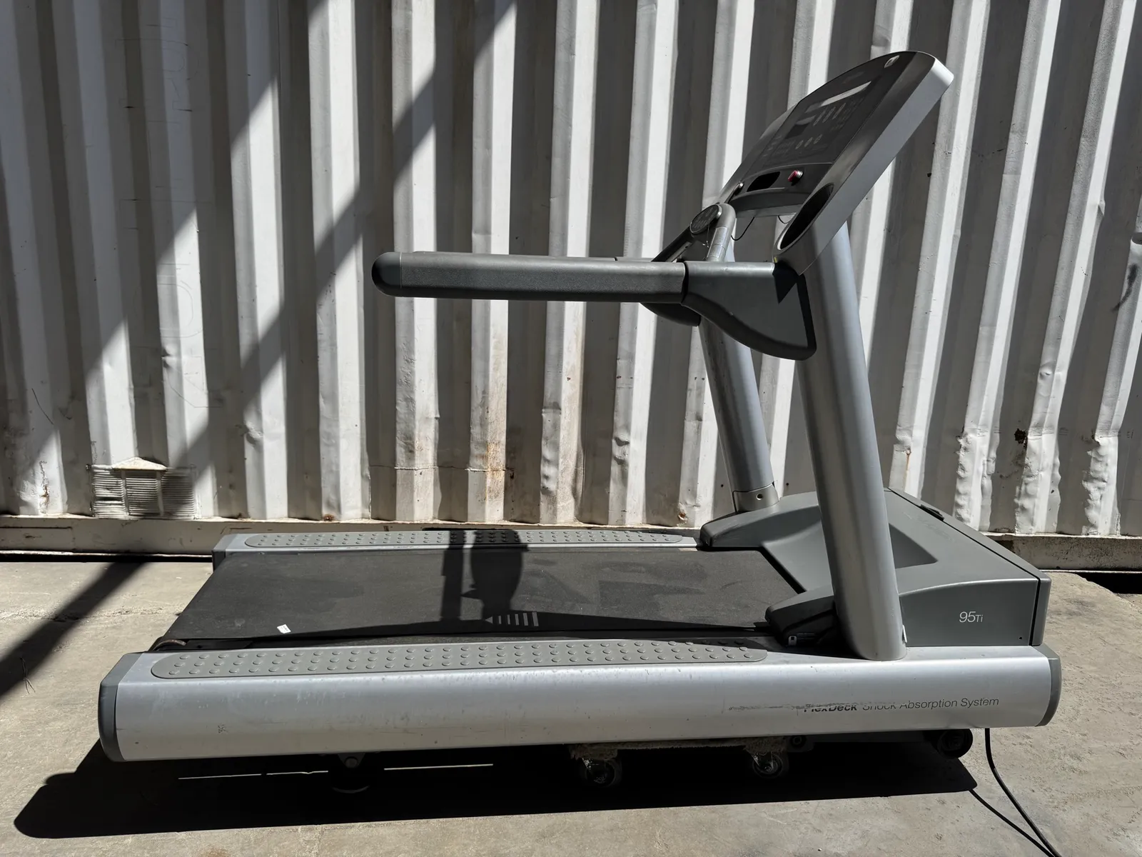 lifefitness-treadmill-mpcp8rqd