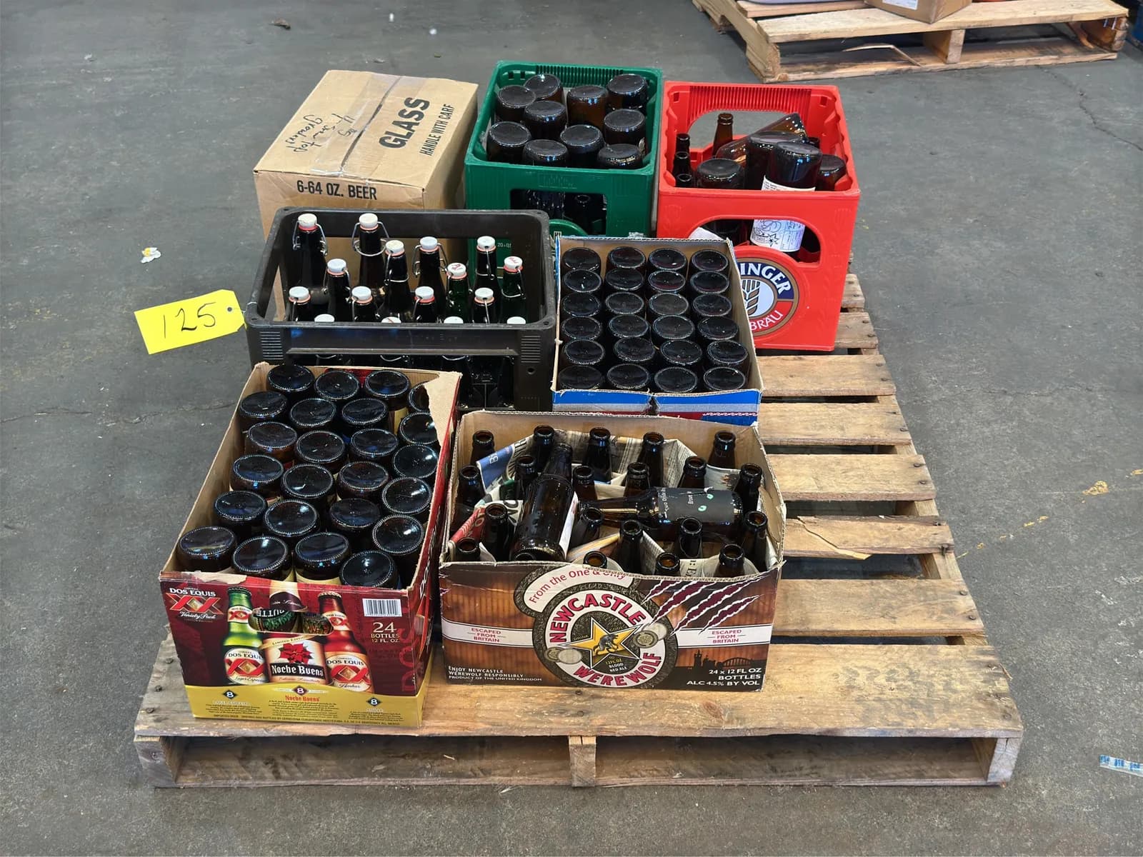contents-of-pallet-bulk-lot-of-assorted-empty-glass-bottles-mppsmo21