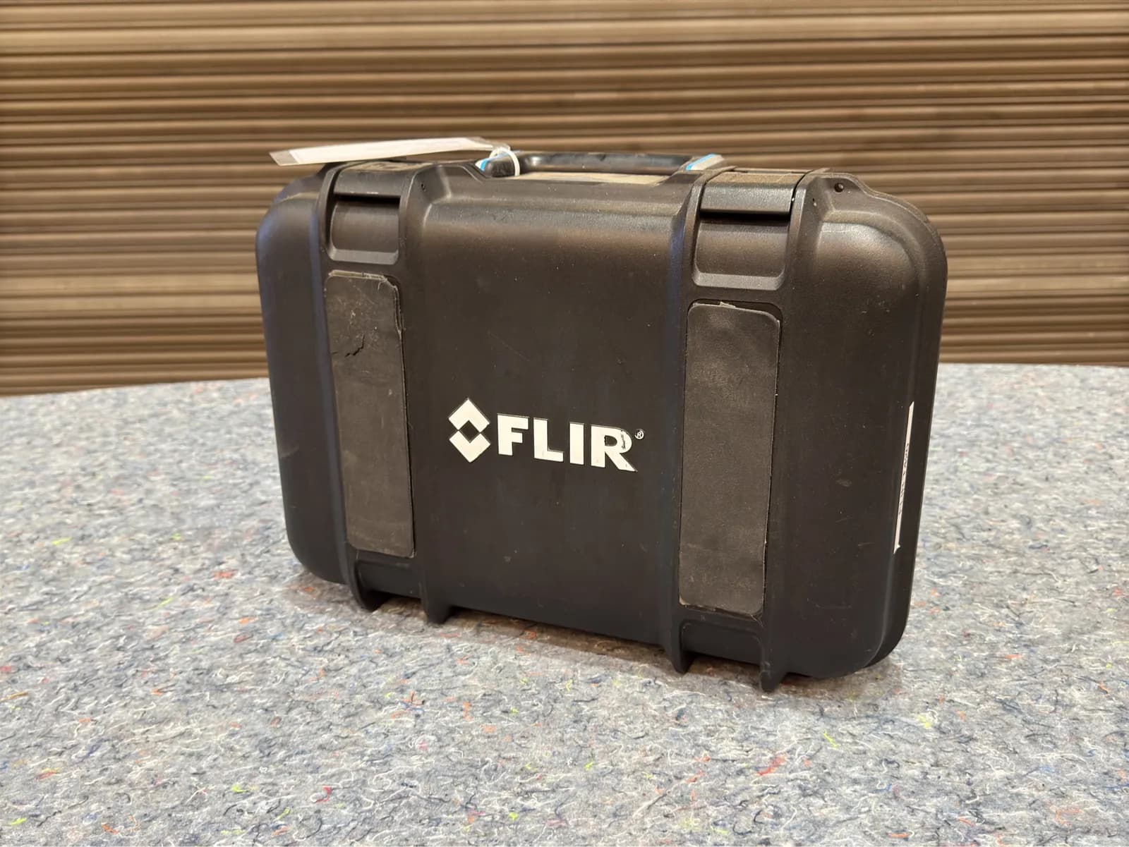flir-t420-infrared-camera-d6c7c7