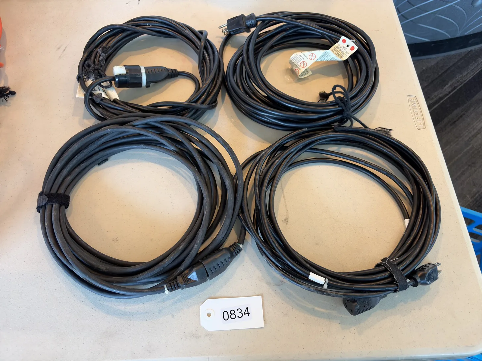 4-black-extension-cords-20-mpr7mx86