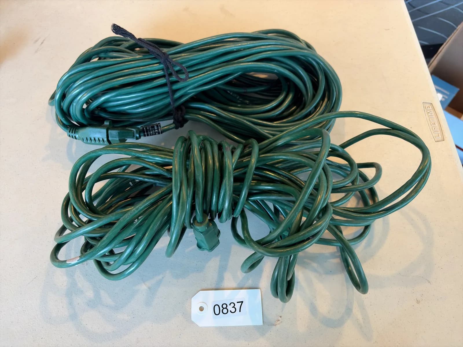 2-heavy-duty-75-green-extension-cords-mpr7ol9w