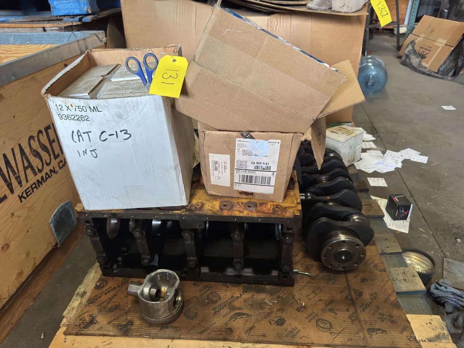 contents-of-pallet-assorted-diesel-engine-block-crankshaft-head-and-more-d87a5e