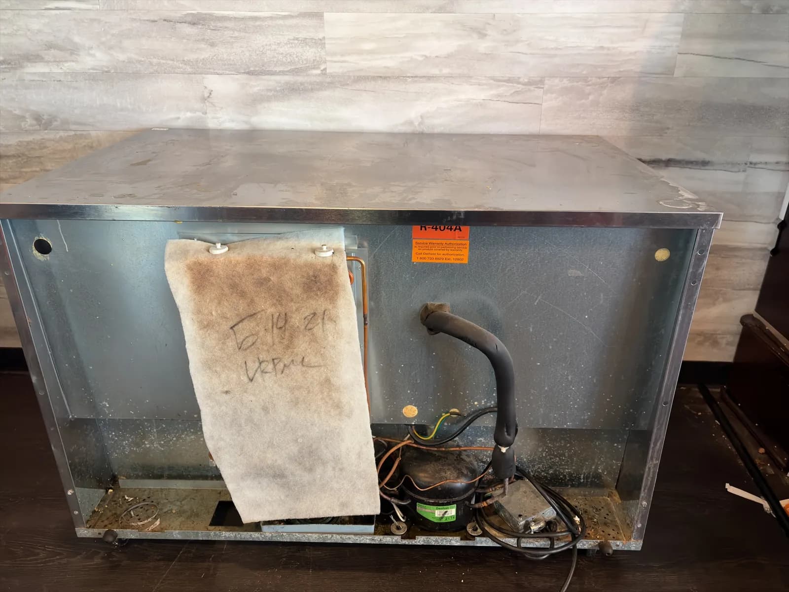 2-door-undercounter-refrigerator-57c604