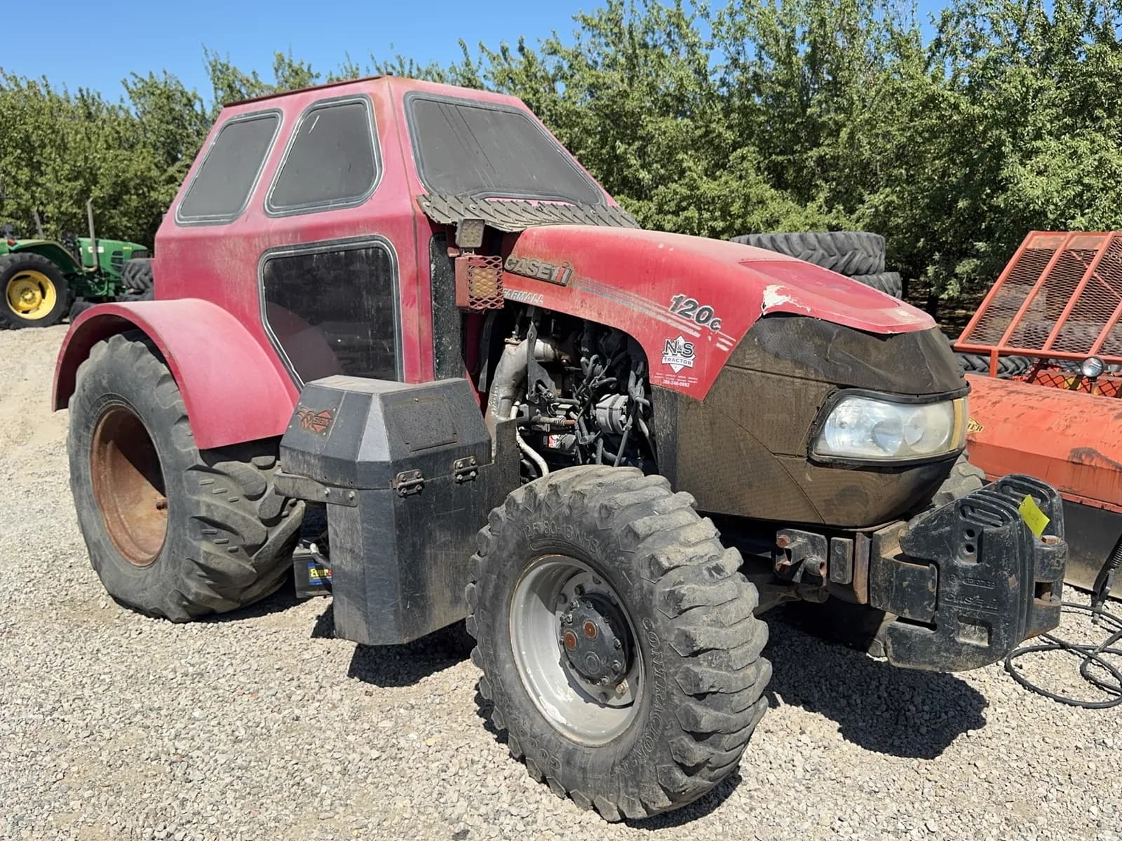 case-ih-farmall-120c-tractor-not-running-ms7vvtcz
