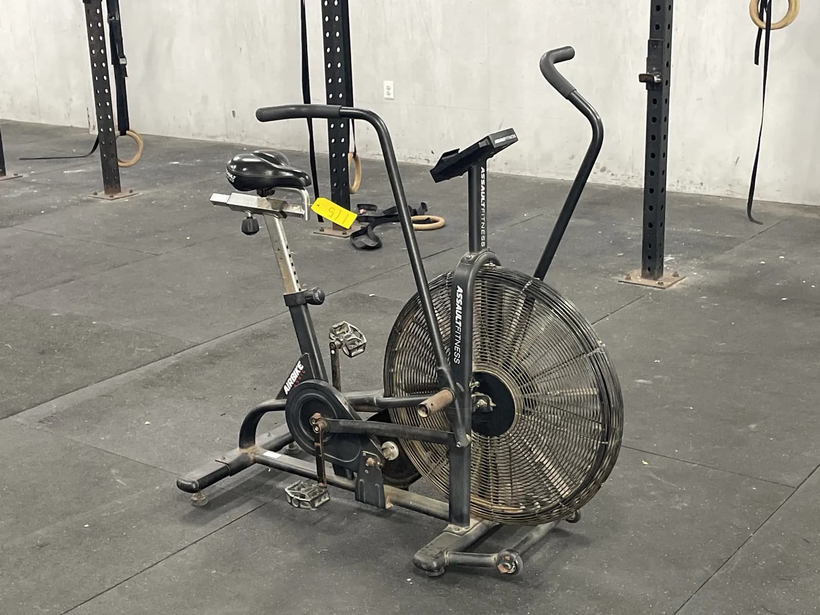 air-bike-classic-assault-fitness-bike-030d55