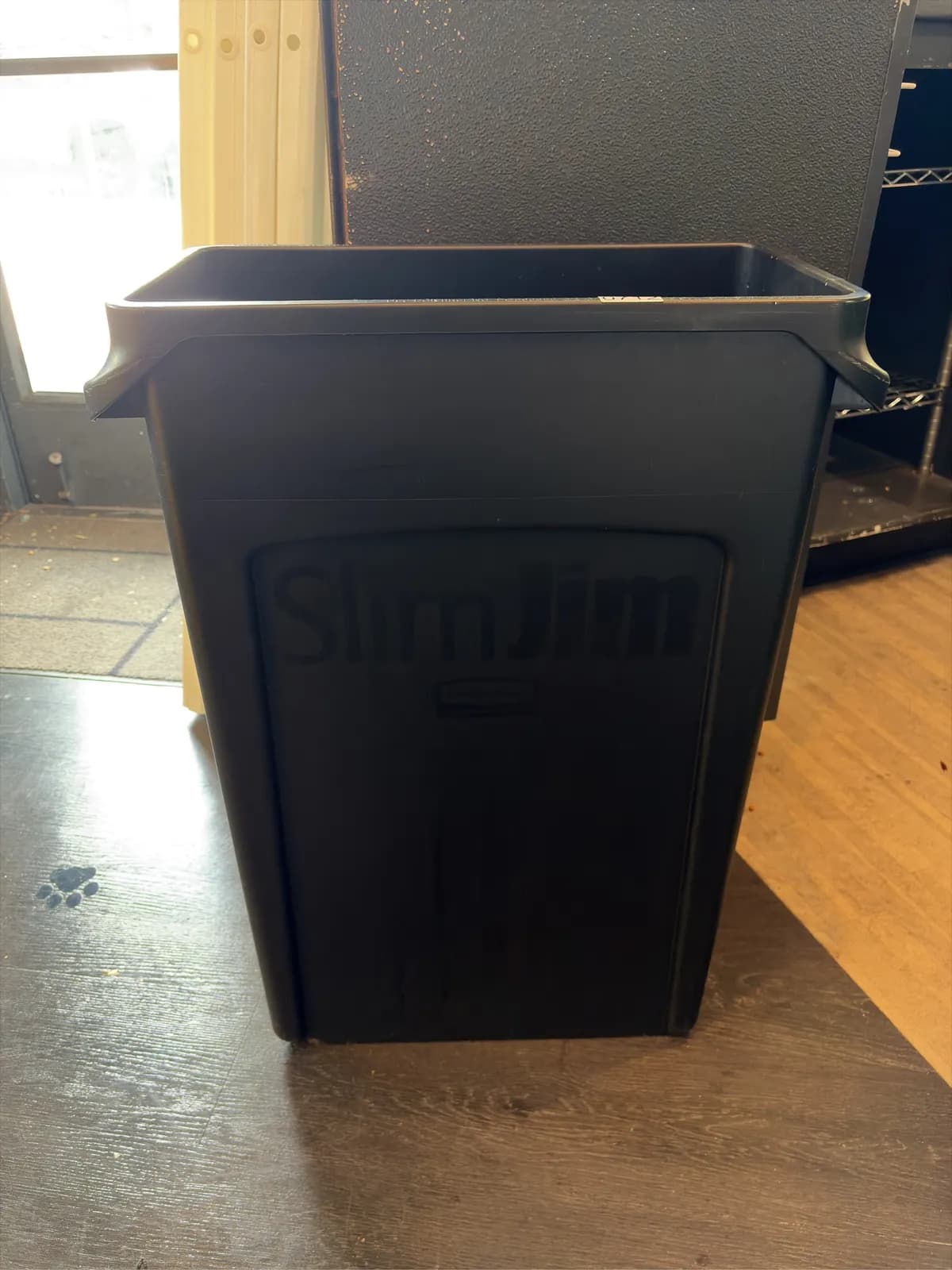 23-gal-87l-slimjim-container-black-544a5e