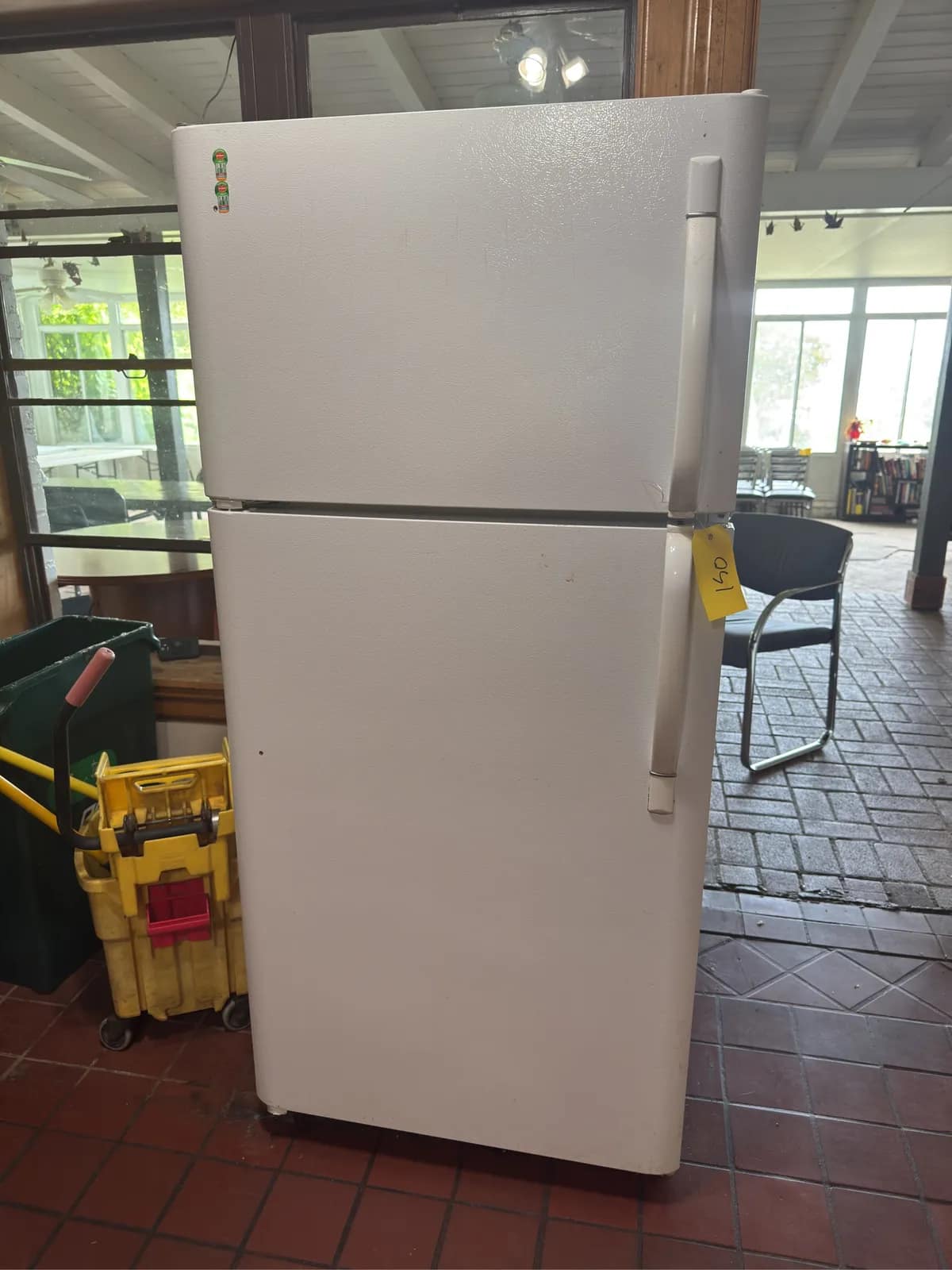 fridge-3afa19