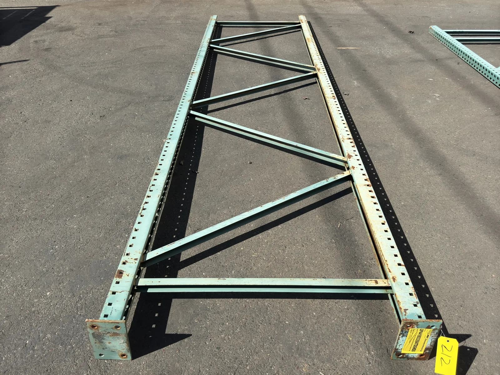 1-44x180-upright-3x3-column-5x8-footplate-w-4-holes-teardrop-mqdxt4ms