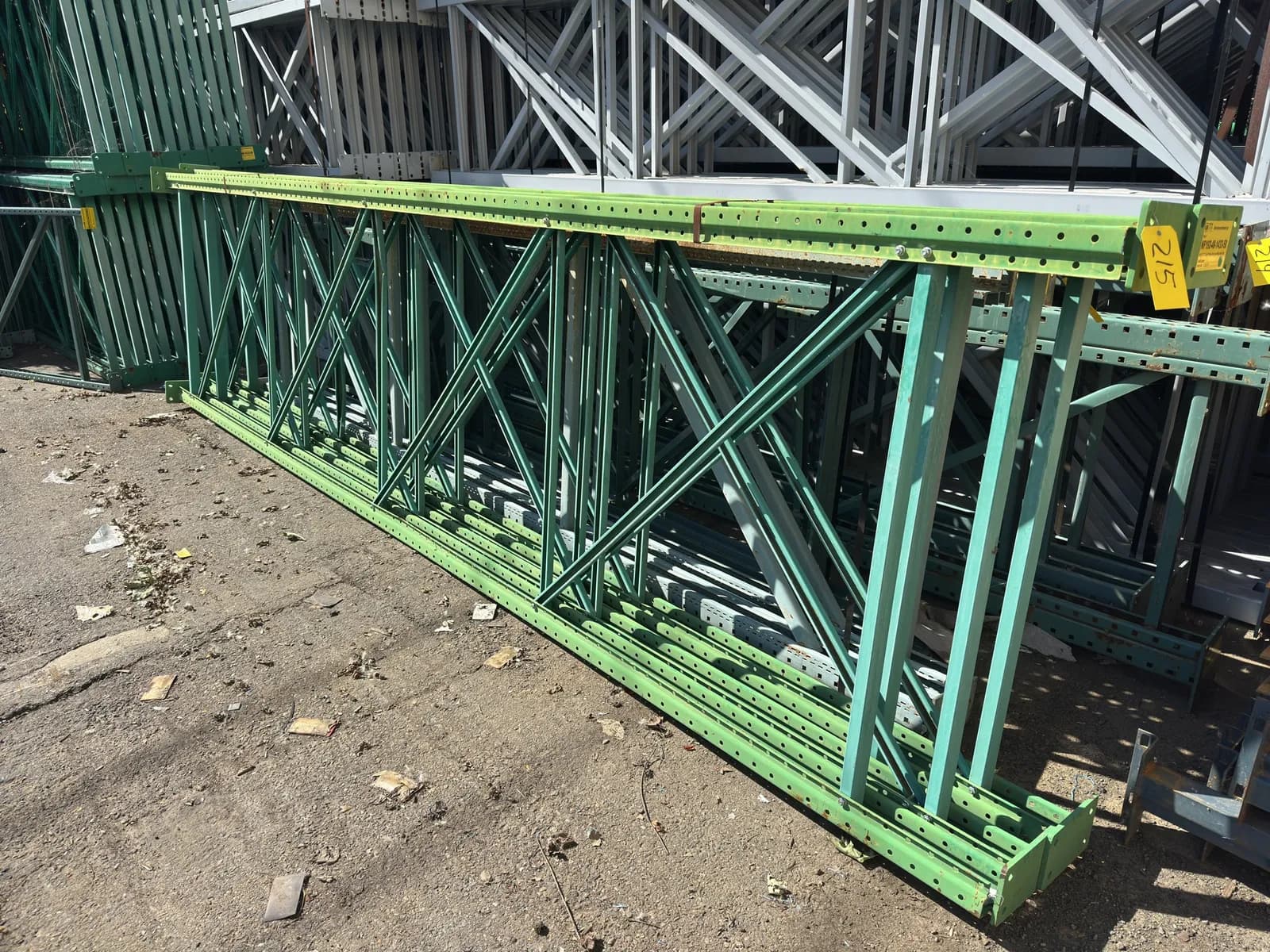 3-48x192-uprights-3x3-column-5x8-footplate-wholes-teardrop-mq1fdahv