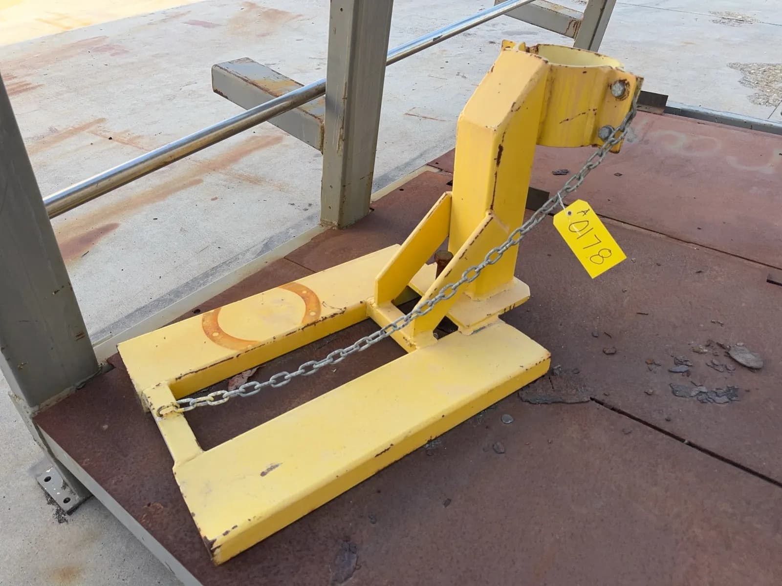 forklift-attachment-710fb7