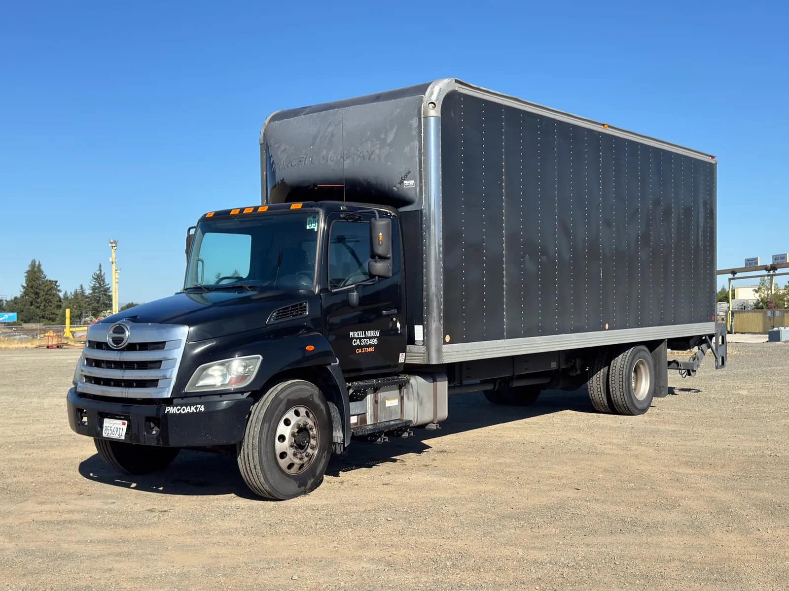 2015-hino-268-26-box-truck-mruyhk4m