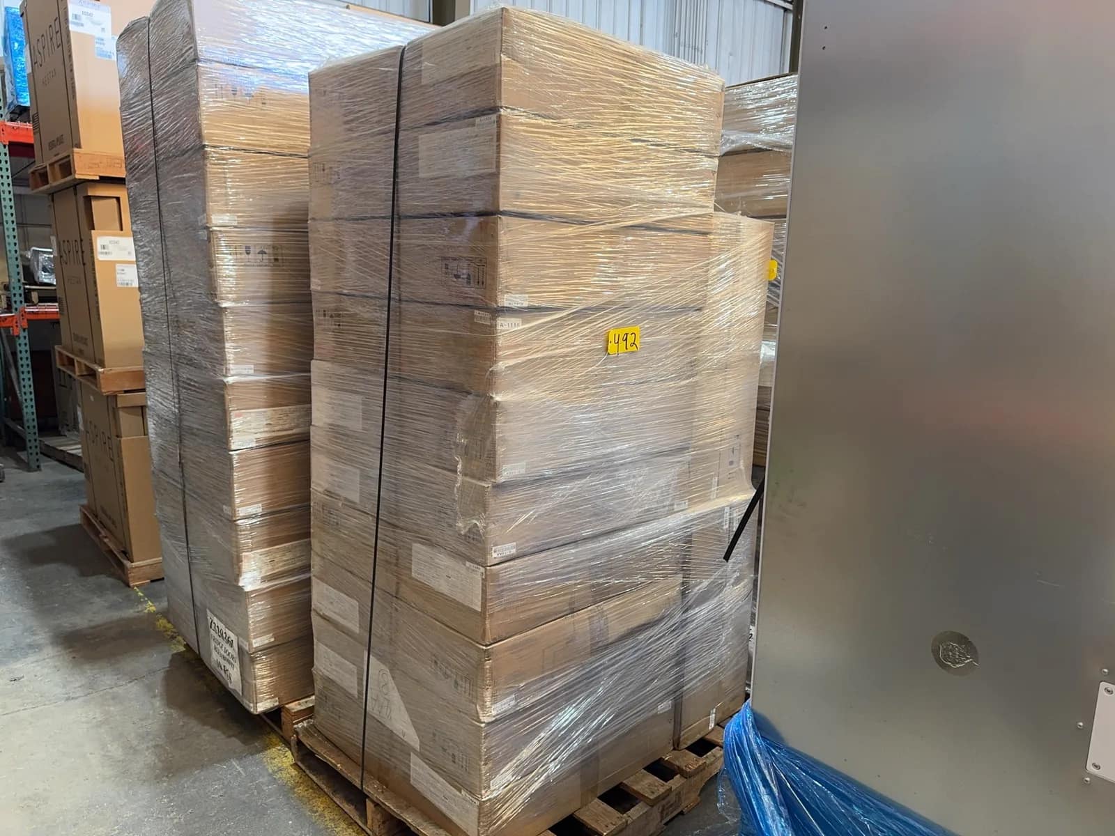contents-of-pallet-assorted-refrigerator-doors-a-1115-a-1504-a-14aa-mro4twjf