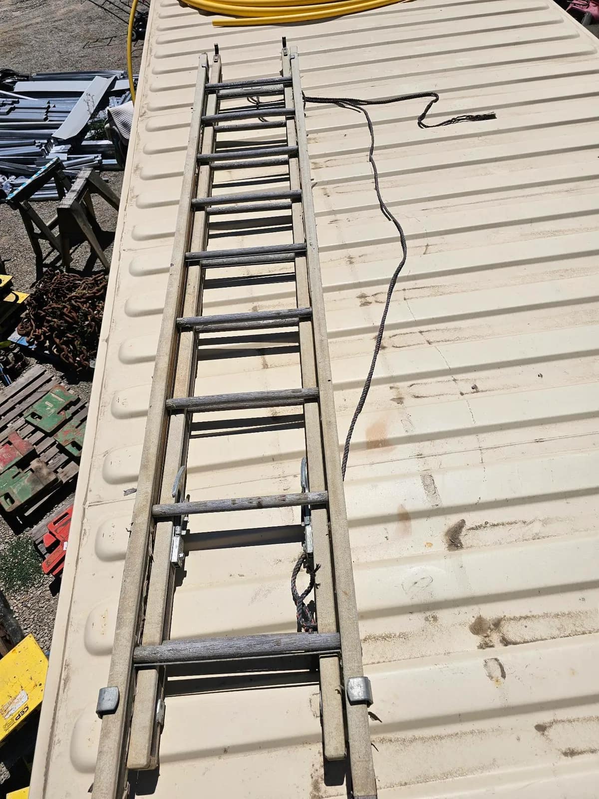 extension-ladder-fa9a7c