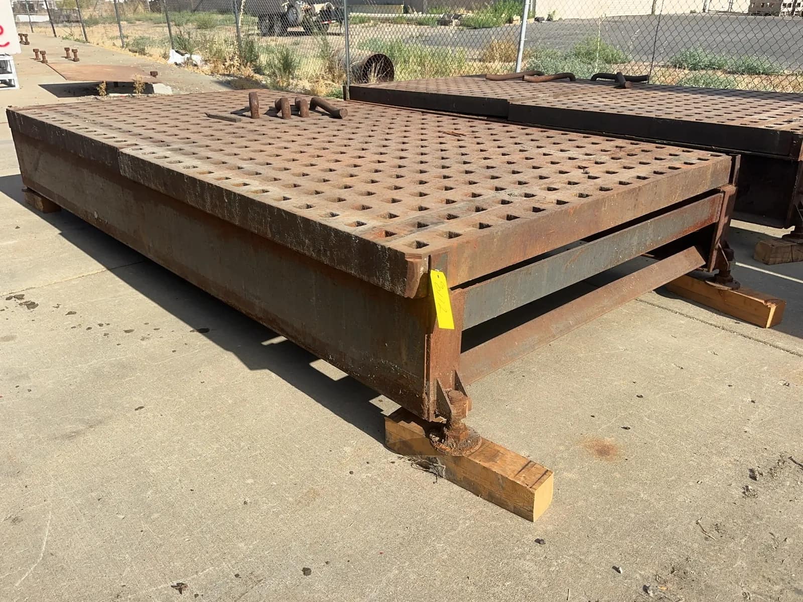 acorn-style-welding-table-5x10-mrz59hhk
