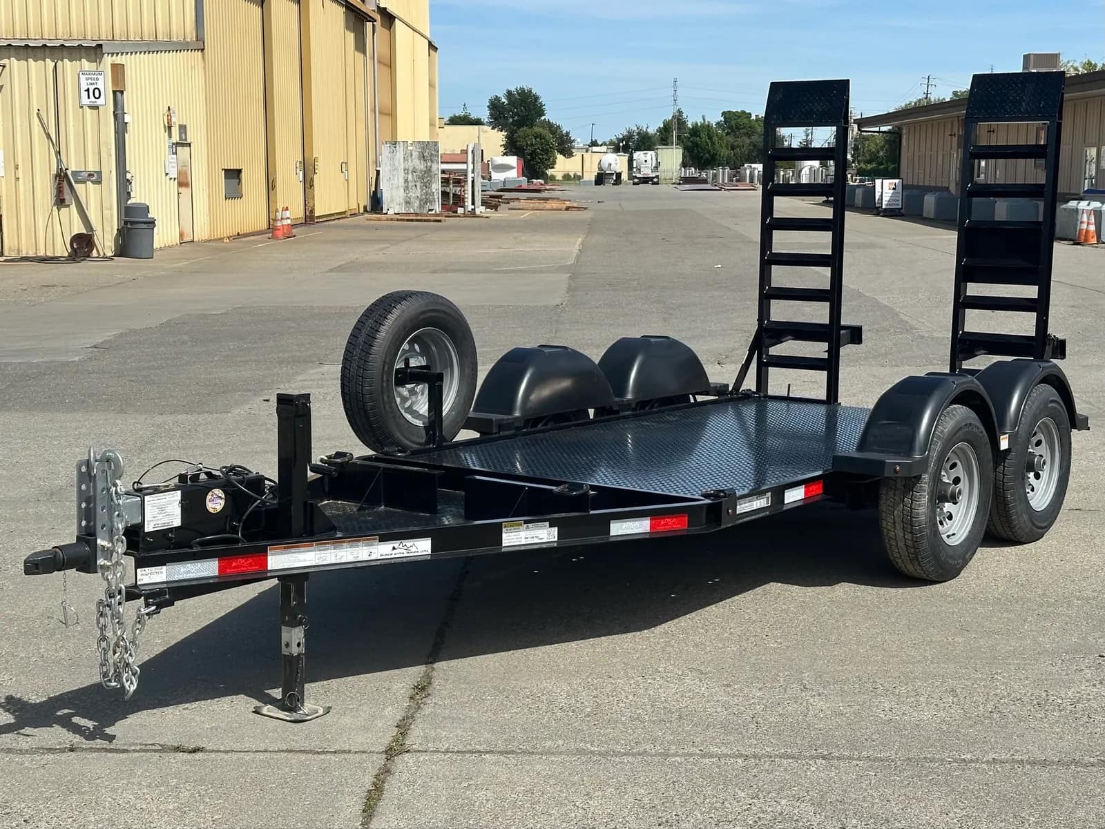 2025-snake-river-fb5x10-7k-10-equipment-trailer-with-ramps-mrv057ma