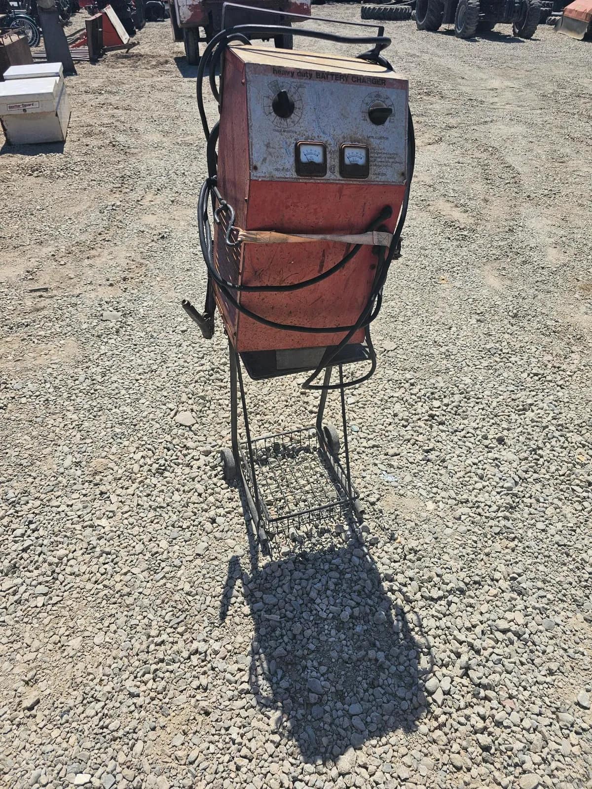 battery-charger-stand-3241d9