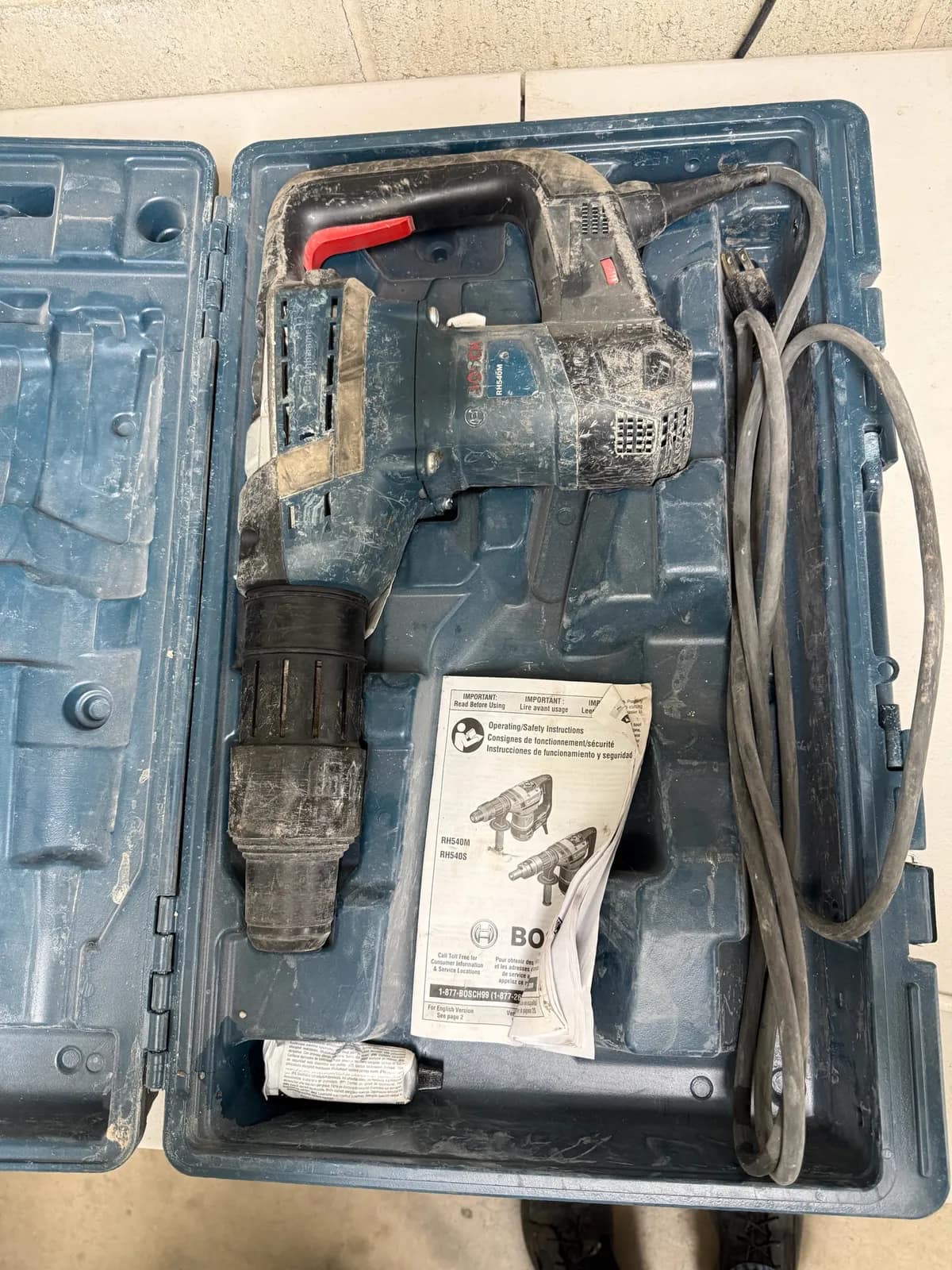 bosch-rotary-hammer-drill-with-case-and-accessories-c11e1a