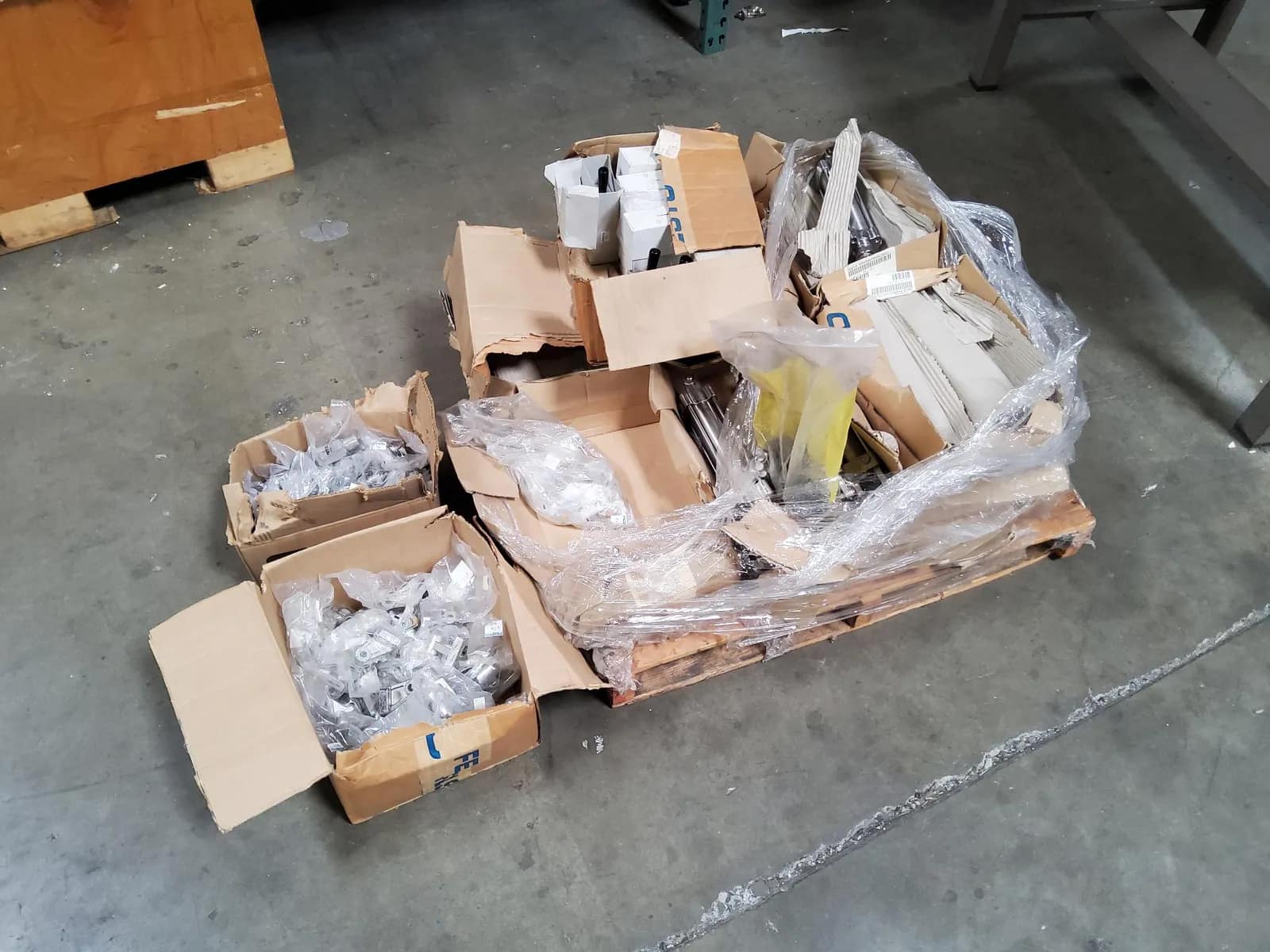 festo-piston-and-valves-f092a2